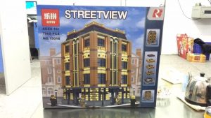 Lepin15016 Apple Square University Modular Building original box front view 02