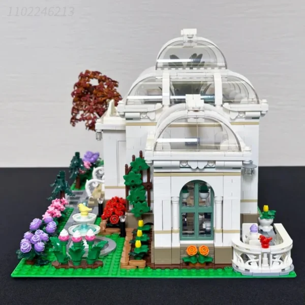 Brick Building Construction Set: Botanical Conservatory 21353 (3792 pcs) - Image 6